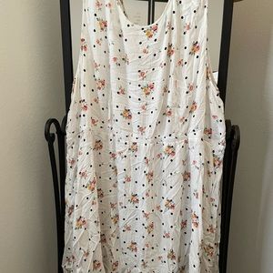 White with black polka dot top w/flowers